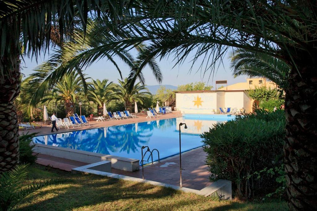 Hotel Villaggio Costa Ripa Rodi Garganico Esterno foto